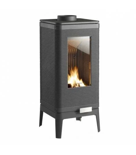 IWAKI Kaminofen – INVICTA